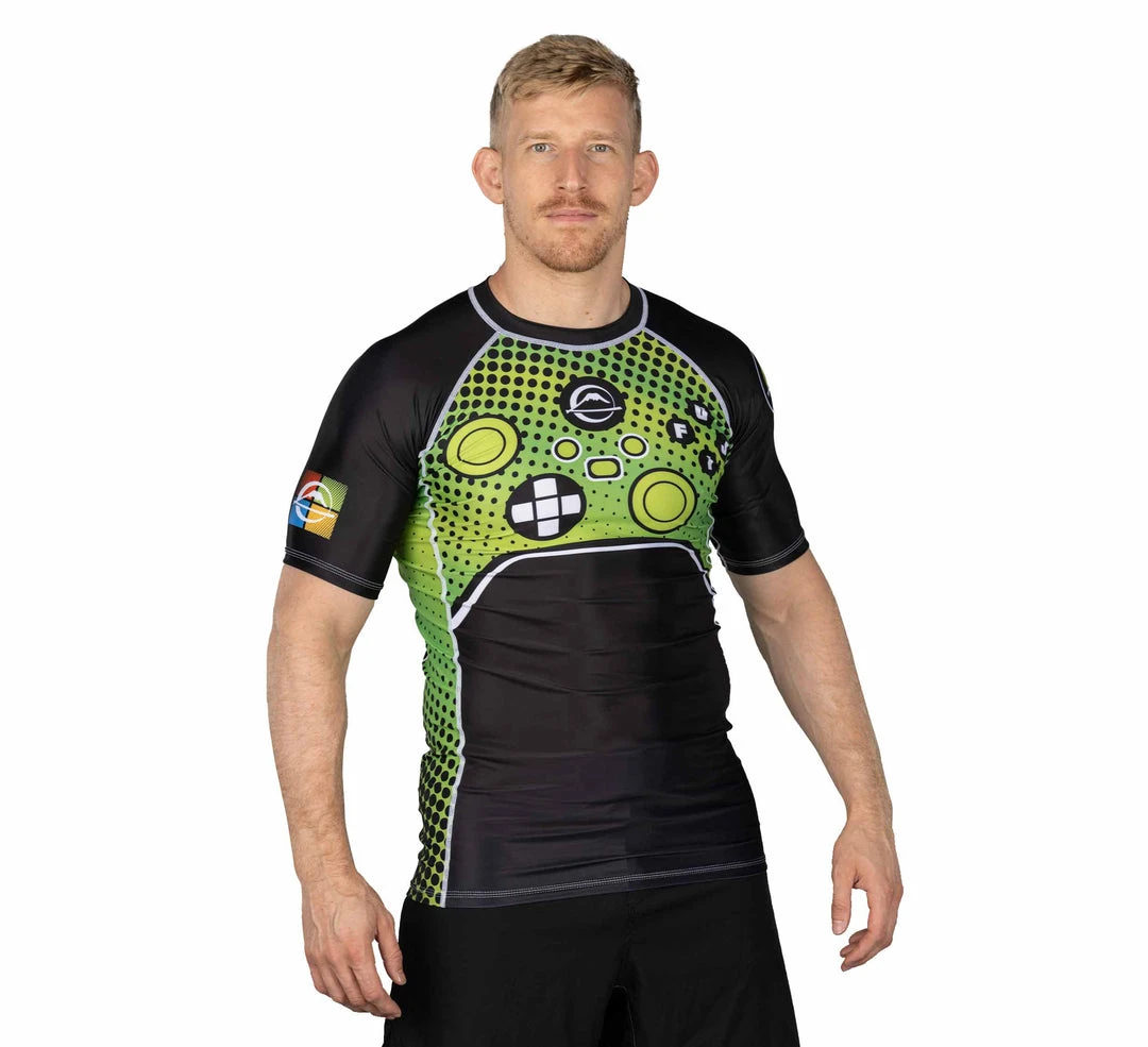 Blowout Gamer Series Short Sleeve Rashguard Green Outlet 3 Blowout Gamer Series Short Sleeve Rashguard Green Outlet