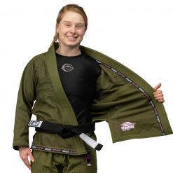 Deelux Jiu Jitsu Suparaito Women's BJJ Gi Military Green And Pink 8 Deelux Jiu Jitsu Suparaito Women's BJJ Gi Military Green And Pink