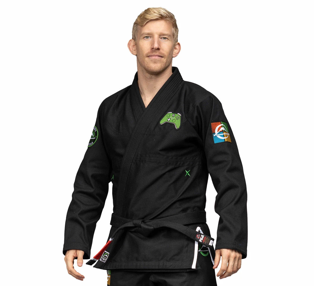 Blowout Outlet Suparaito BJJ Gi Gamer Series Black/Green Blowout Outlet Suparaito BJJ Gi Gamer Series Black/Green