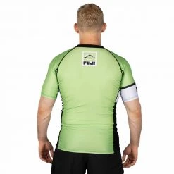 Blowout Outlet Classic Short Sleeve Rashguard Green