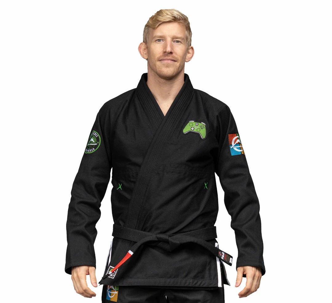 Blowout Outlet Suparaito BJJ Gi Gamer Series Black/Green Blowout Outlet Suparaito BJJ Gi Gamer Series Black/Green