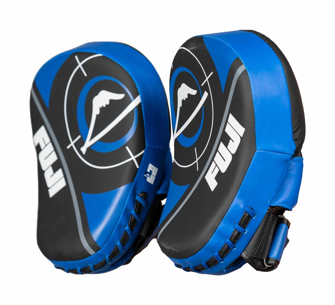 Deelux MMA Precision Striking Focus Mitts 3 Deelux MMA Precision Striking Focus Mitts