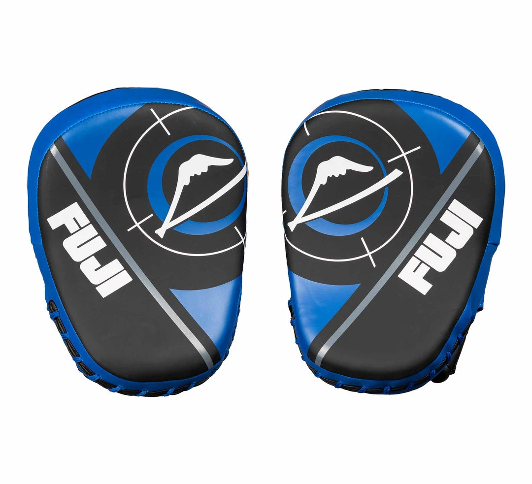 Deelux MMA Precision Striking Focus Mitts 1 Deelux MMA Precision Striking Focus Mitts